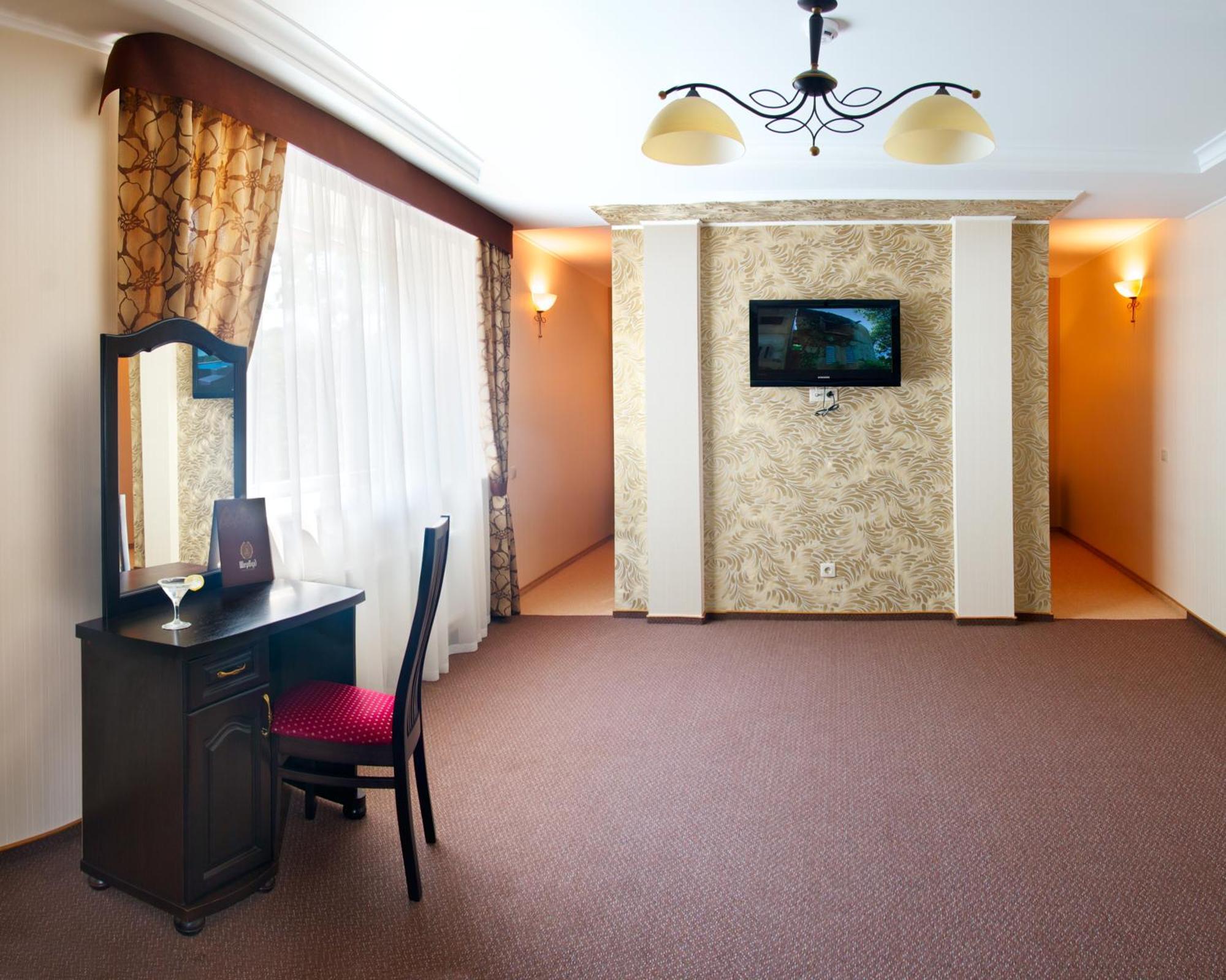 Sherwood Hotel Dolgomostiska Habitación foto